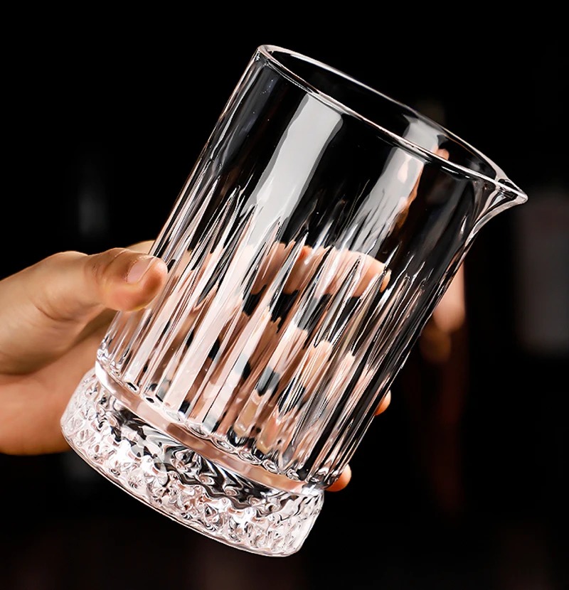 Professional Cocktail Mixing Glass 550ml Weighted Bottom - Image 7